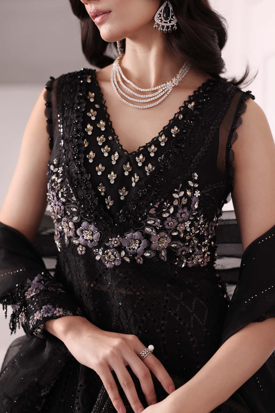 MARIA B Embroidered D4