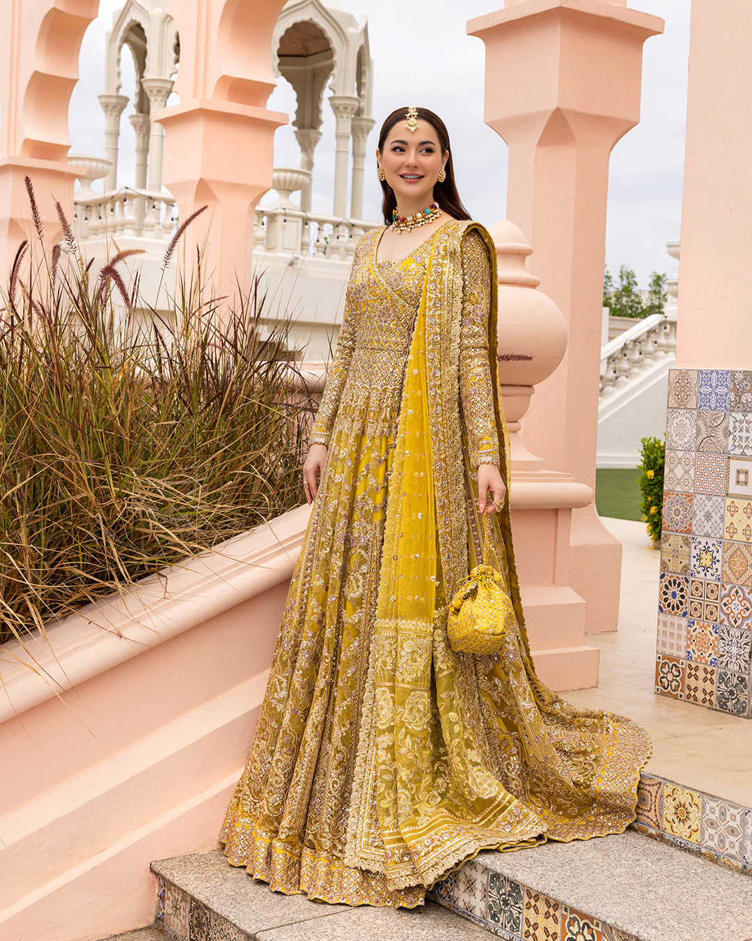 FAIZA SAQLAIN Nooreh 25