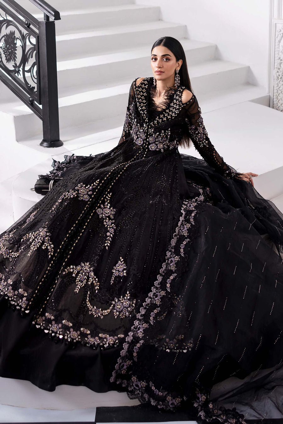 MARIA B Embroidered D4