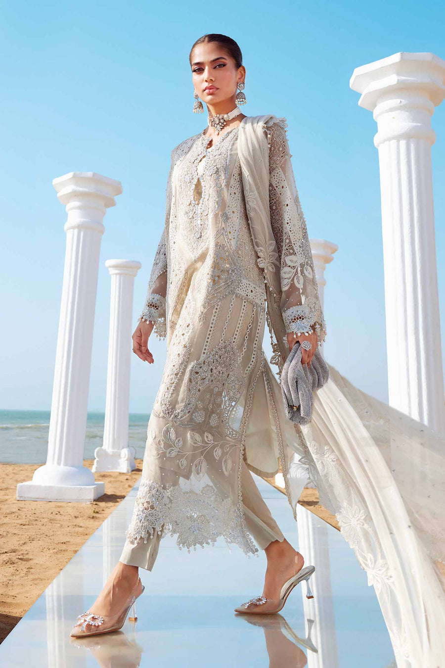 Maria B LAWN-25-09